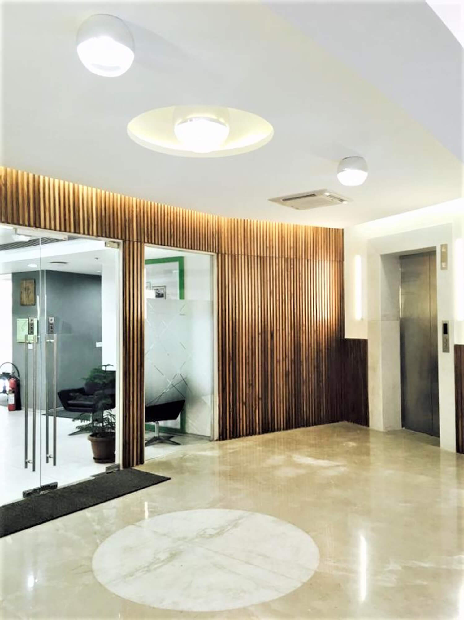 crescent mall, lado sarai, new delhi 