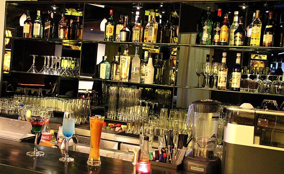 fire fly bar and brasserie, friends colony, new delhi